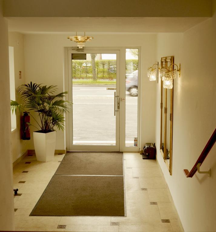 As Hotel Göttingen Kültér fotó